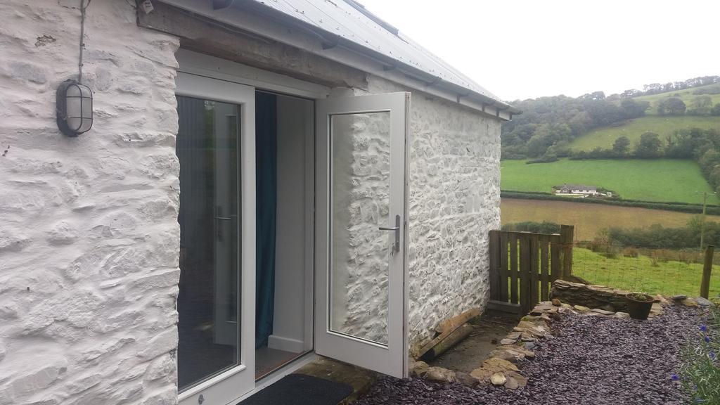 Rhiwiau Self Catering Villa Carmarthen Esterno foto